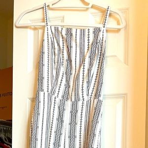 B/W Romper with Pockets! Boho Chic